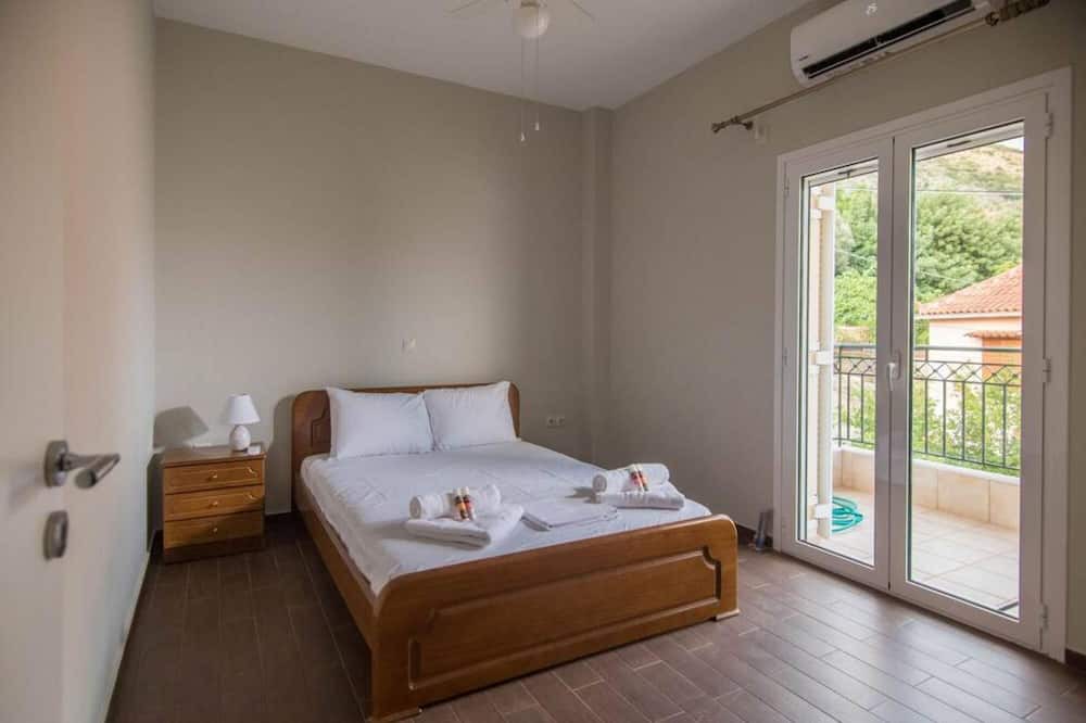Photo of Bedroom in Katsaraiika
