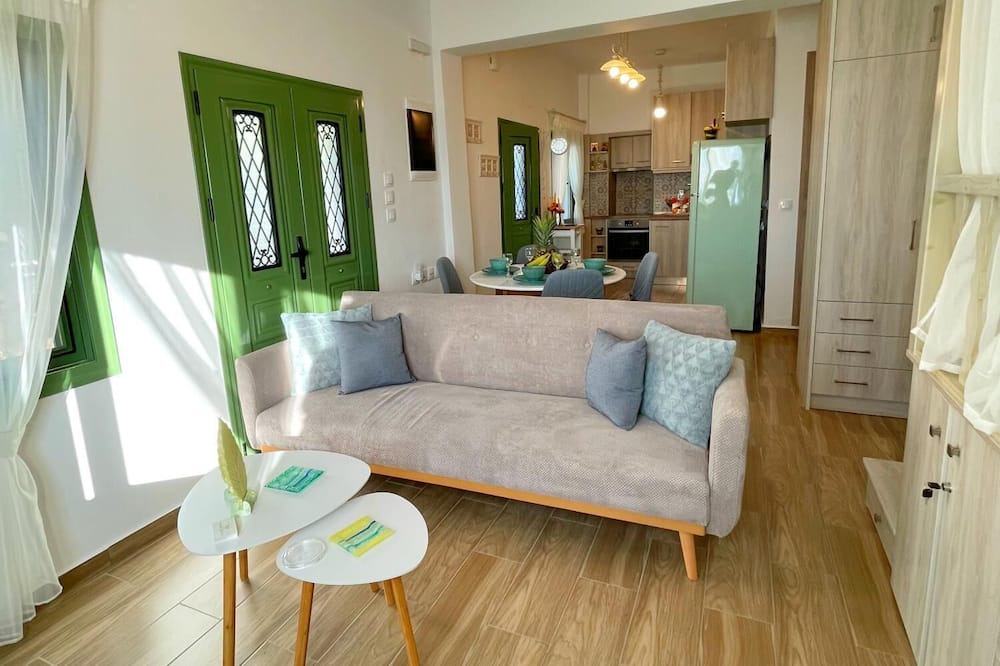 Photo of Livingroom in Kritinia