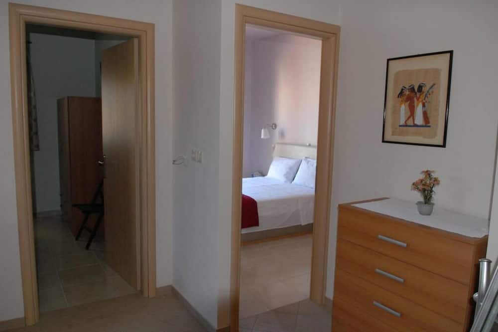 Photo of Bedroom in Monolithos