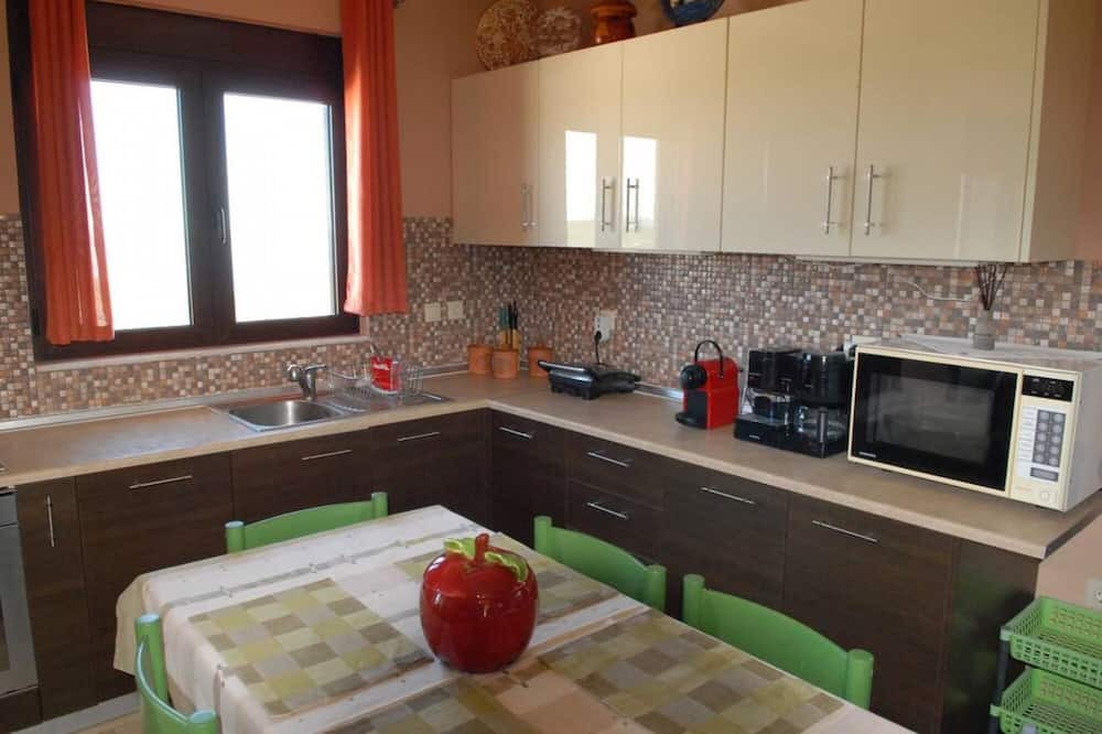 Photo of Kitchen in Monolithos
