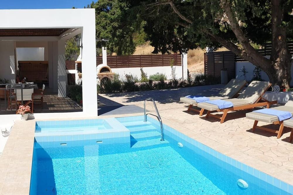 Photo of Outdoor in Monolithos