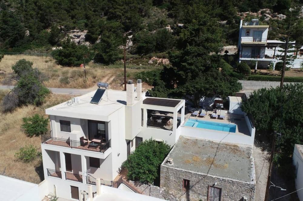 Photo of Outdoor in Monolithos
