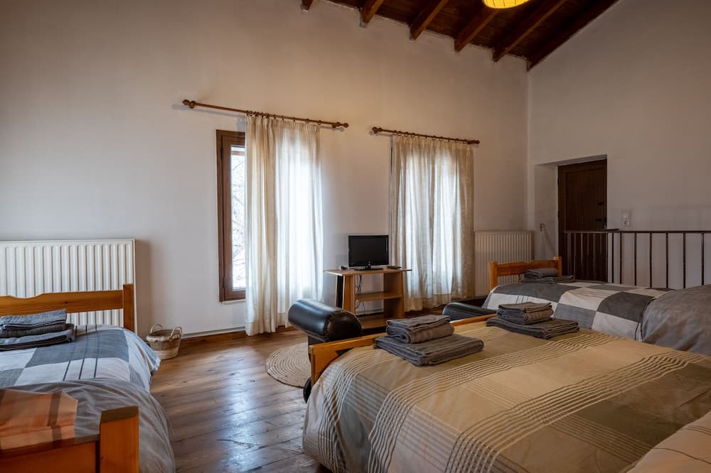 Photo of Bedroom in Archanes