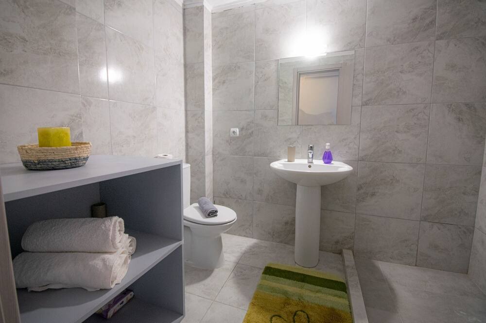 Photo of Bathroom in Sozopolis