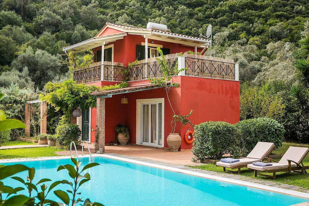 Photo of Outdoor in Mikros Gialos