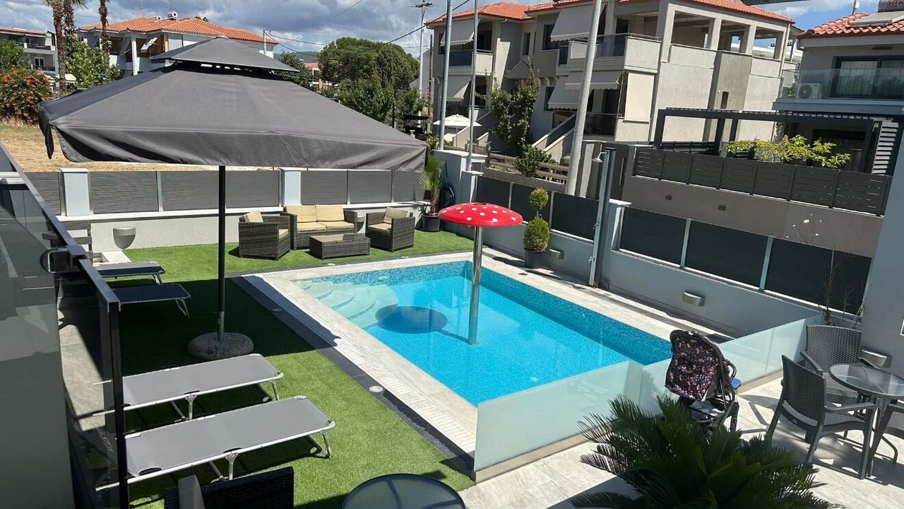 Photo of Outdoor in Nikita