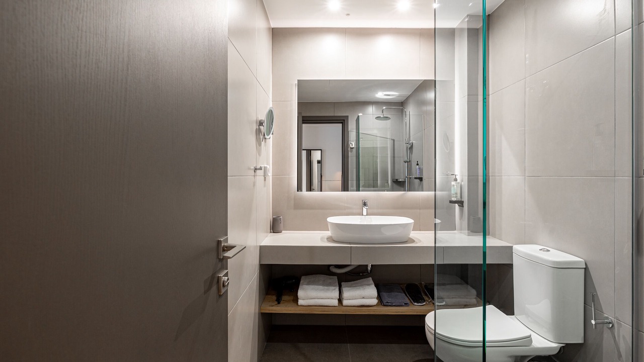 Photo of Bathroom in Nea Smirni