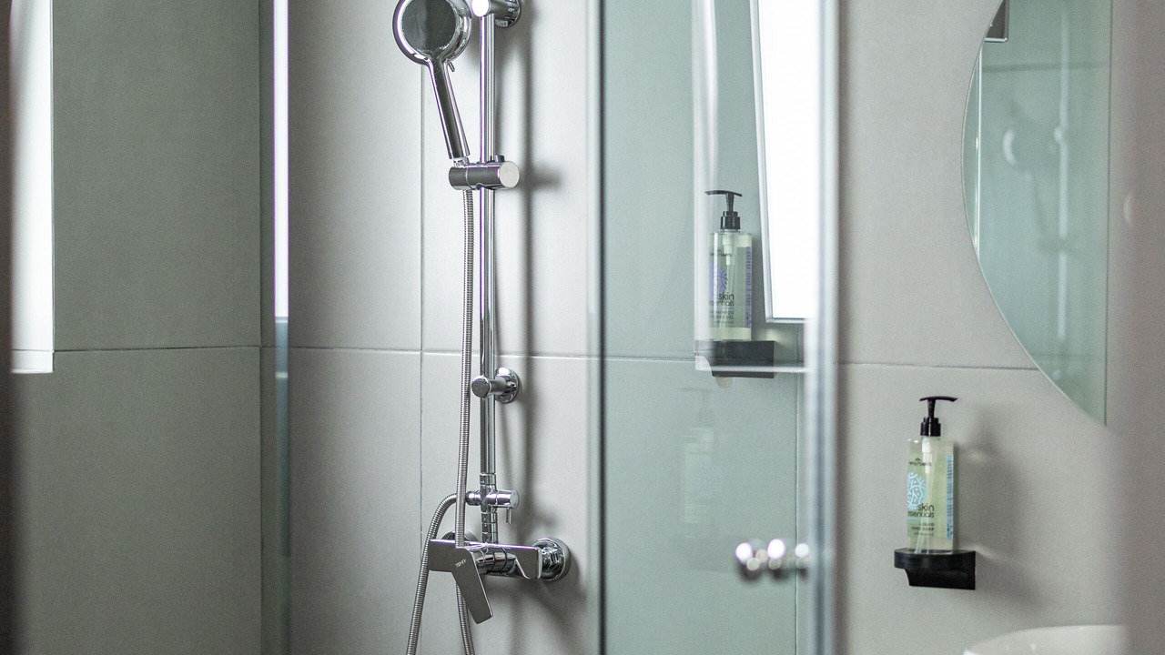 Photo of Bathroom in Nea Smirni
