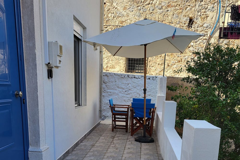 Photo of Patio Balcony in Pothia