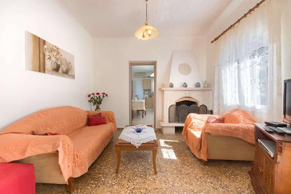 Photo of Bedroom in Longos