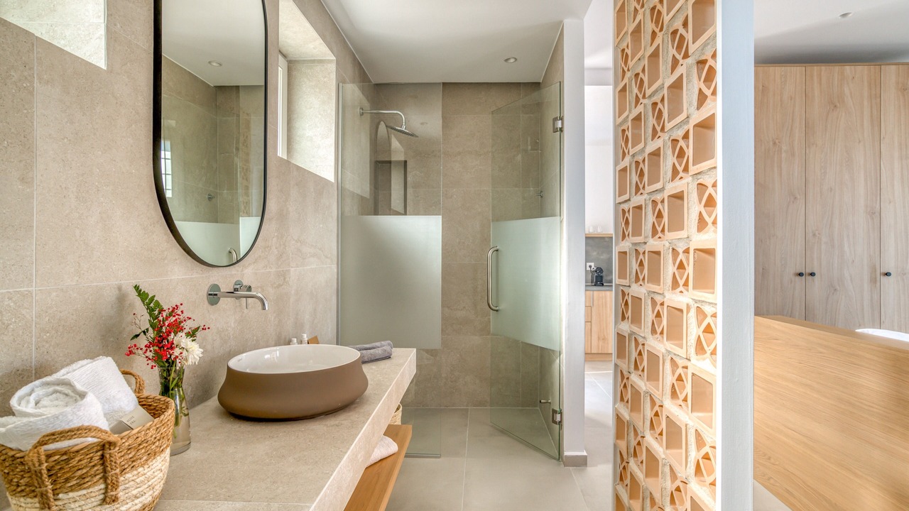 Photo of Bathroom in Paros
