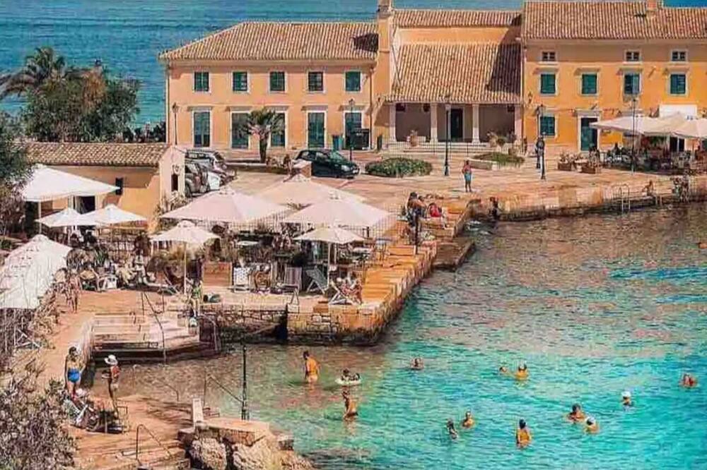 Photo of Others in Achilleio