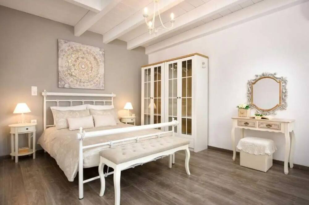 Photo of Bedroom in Achilleio