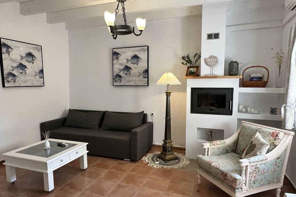 Photo of Livingroom in Achilleio