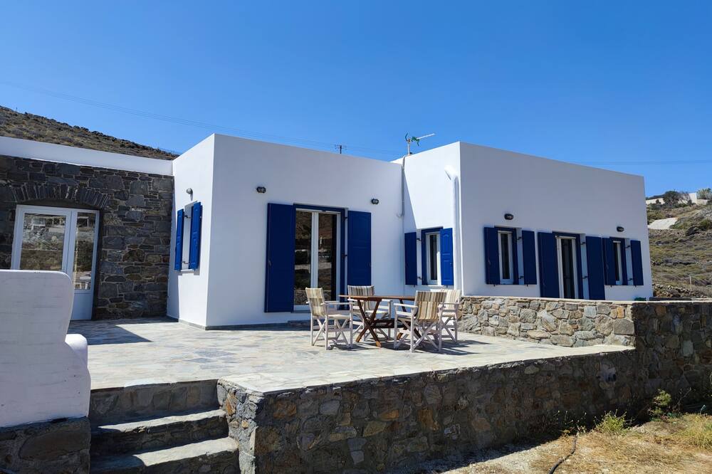 Photo of Outdoor in Azolimnos