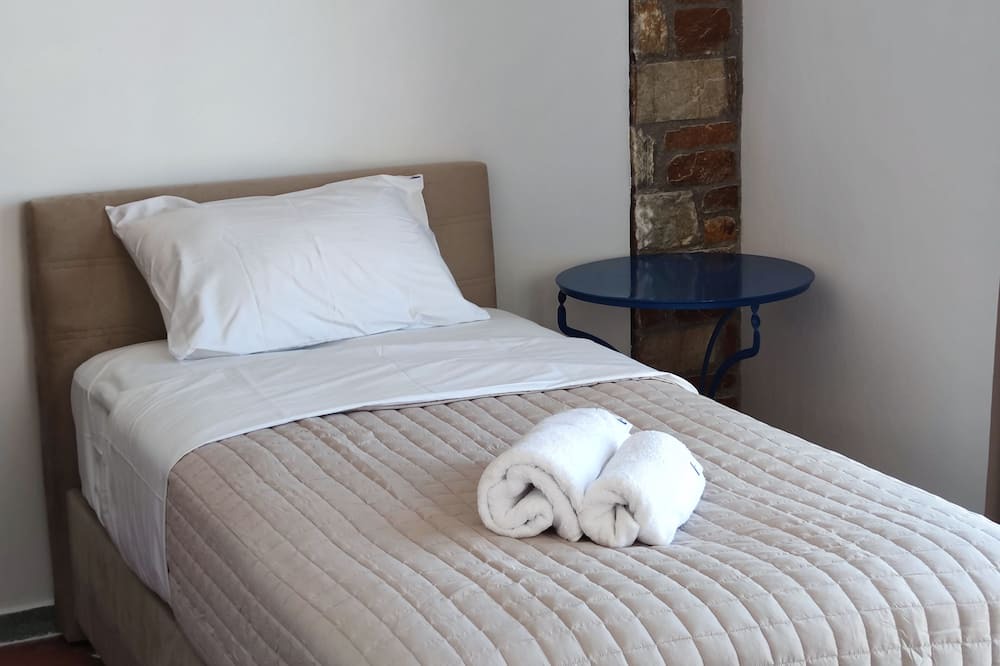 Photo of Bedroom in Azolimnos