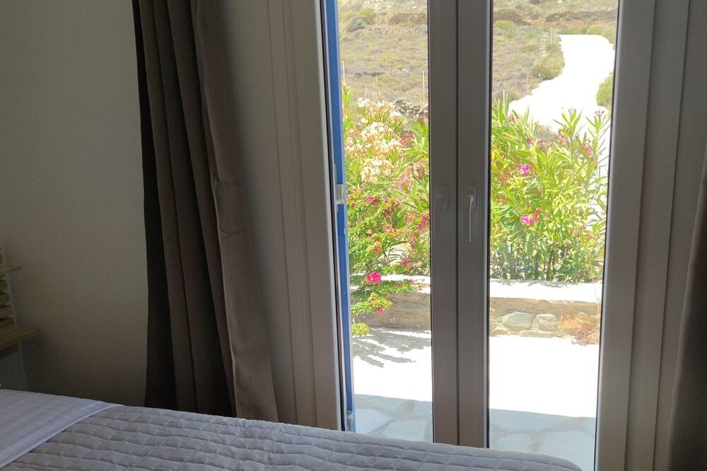 Photo of Bedroom in Azolimnos