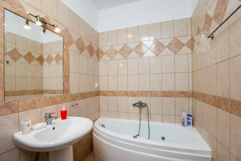Photo of Bathroom in Potos