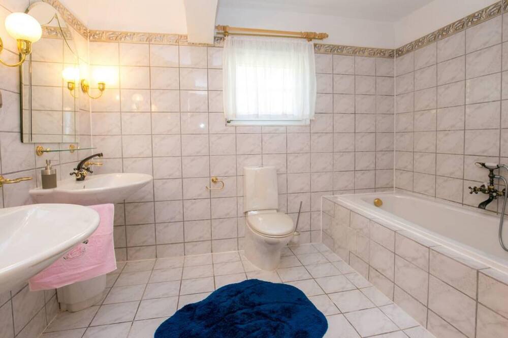 Photo of Bathroom in Thasos