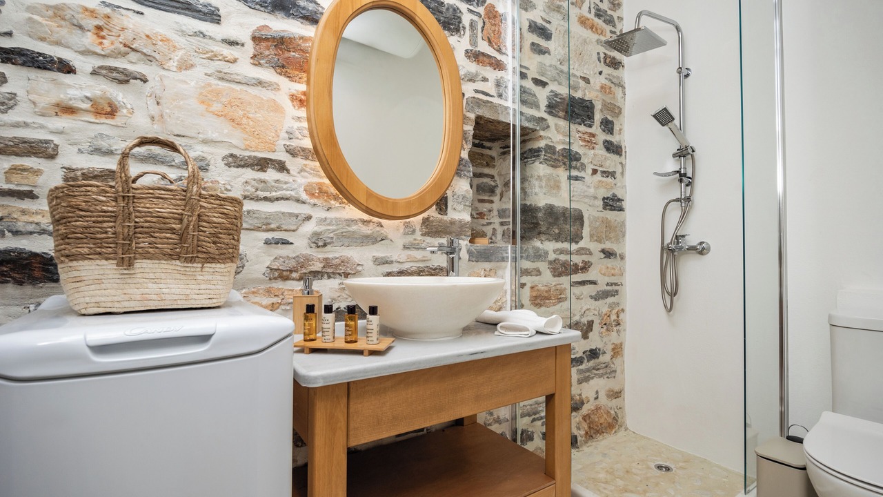 Photo of Bathroom in Naxos