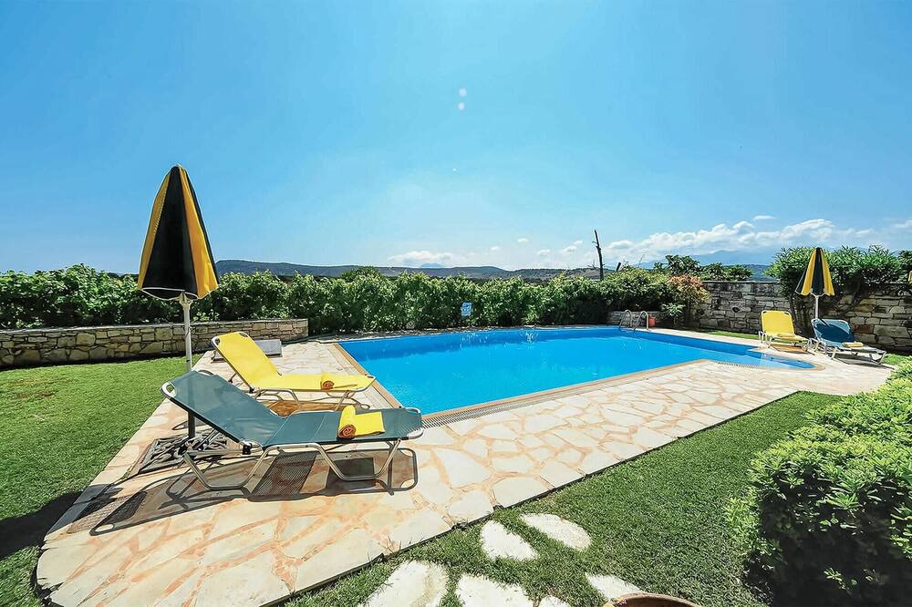 Photo of Outdoor in Prinos