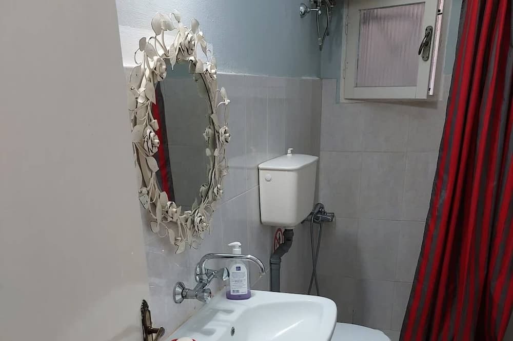 Photo of Bathroom in Vrahati