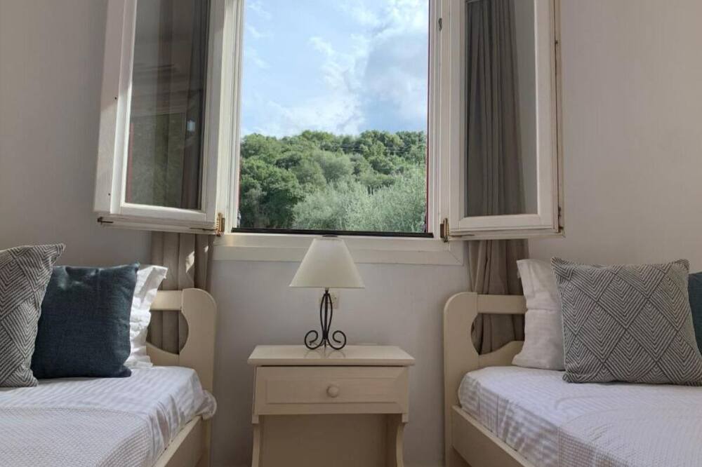 Photo of Bedroom in Aetos
