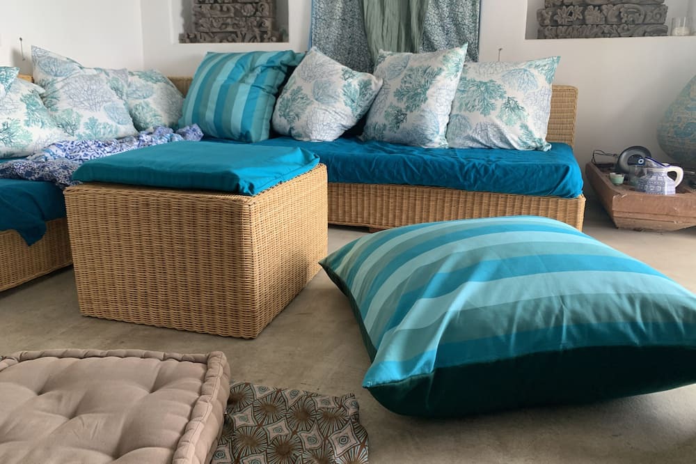 Photo of Livingroom in Lipsoi