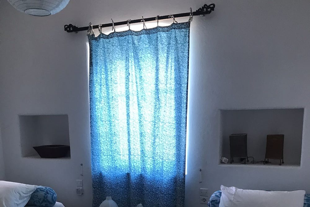 Photo of Bedroom in Lipsoi
