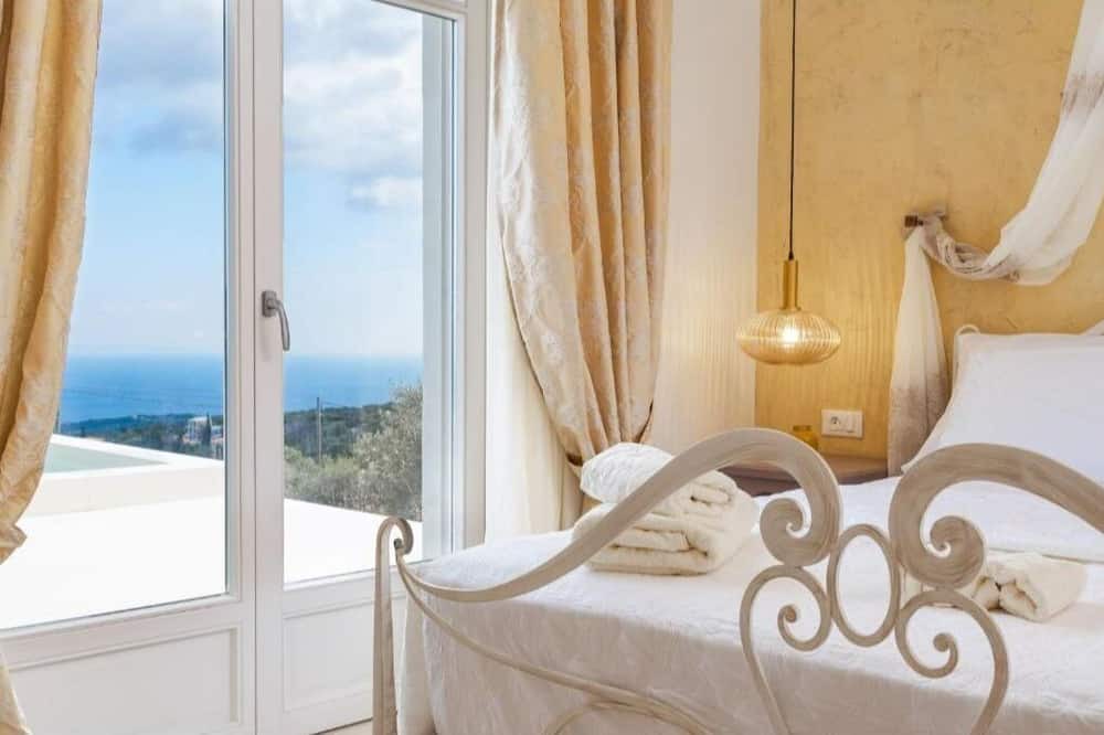Photo of Bedroom in Skinaria
