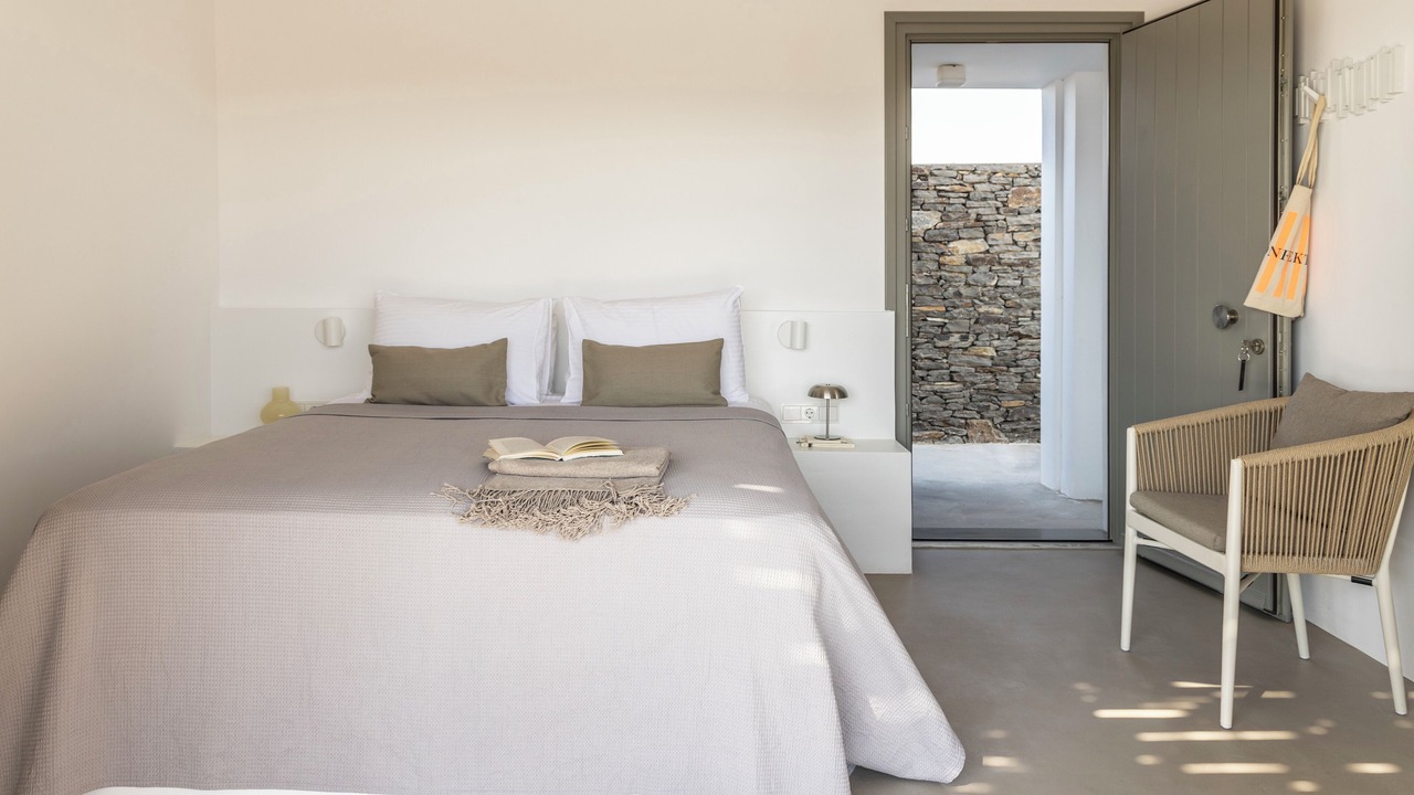 Photo of Bedroom in Milos