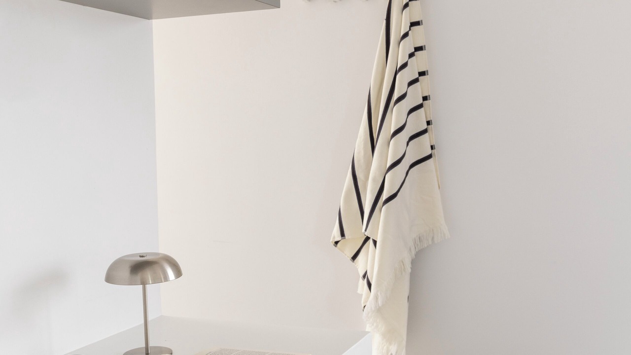 Photo of Bedroom in Milos