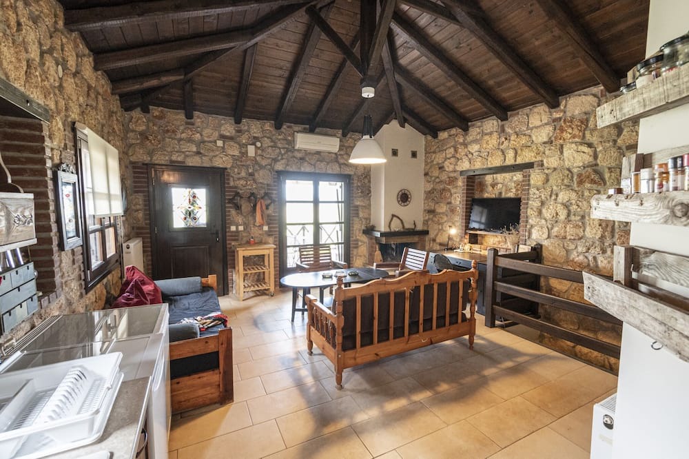 Photo of Kitchen in Psakoudia