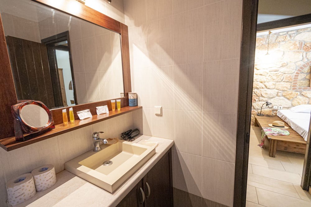 Photo of Bathroom in Psakoudia