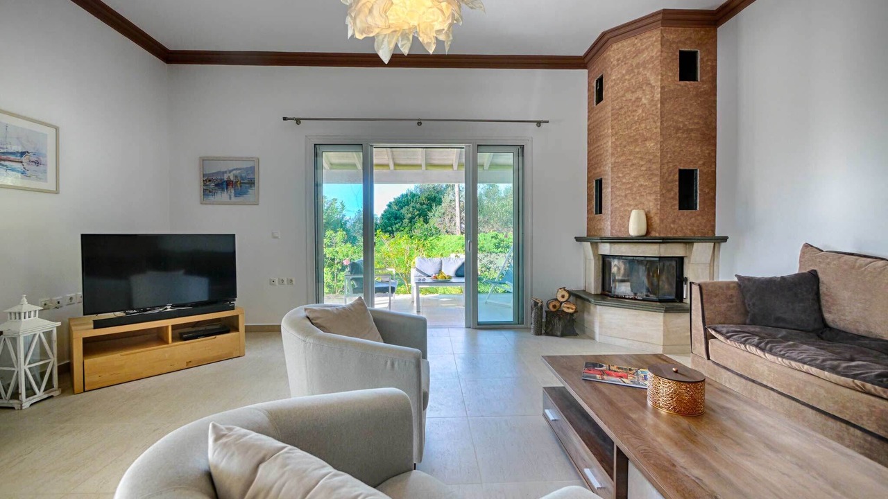 Photo of Livingroom in Afionas