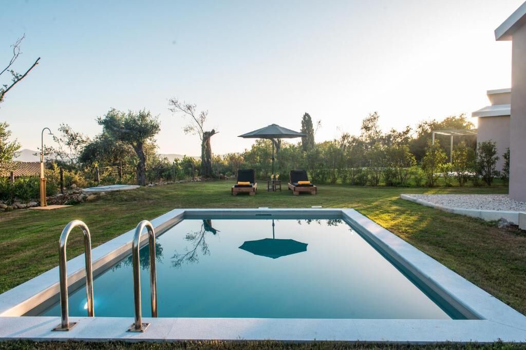 Photo of Outdoor in Doukades