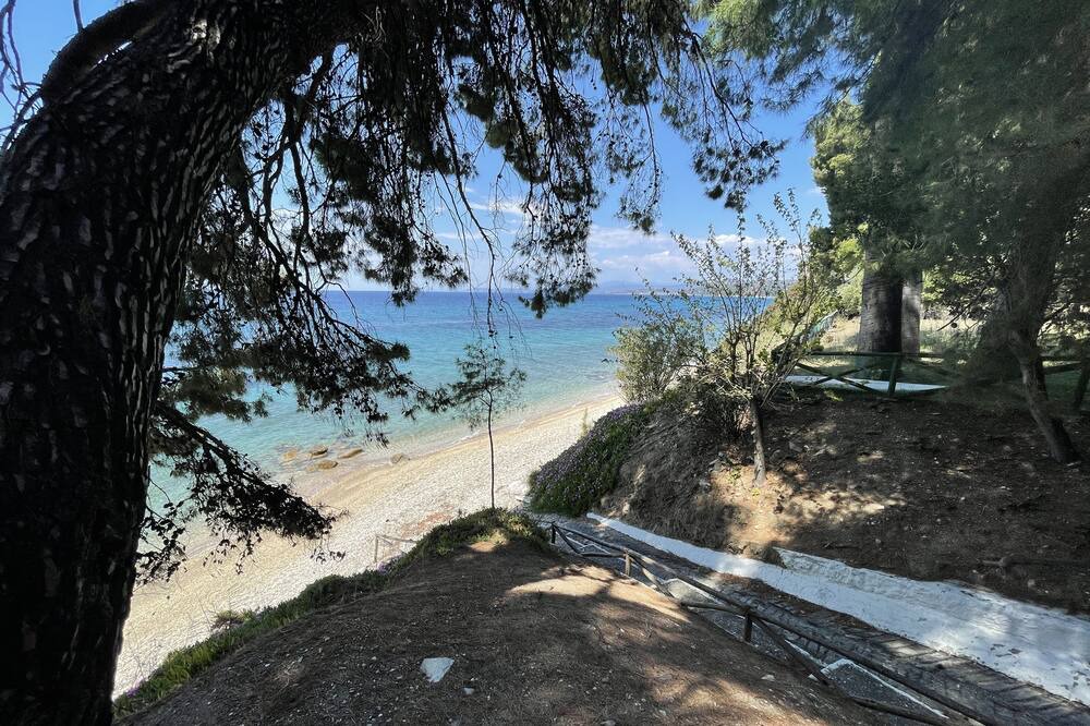Photo of Outdoor in Elia