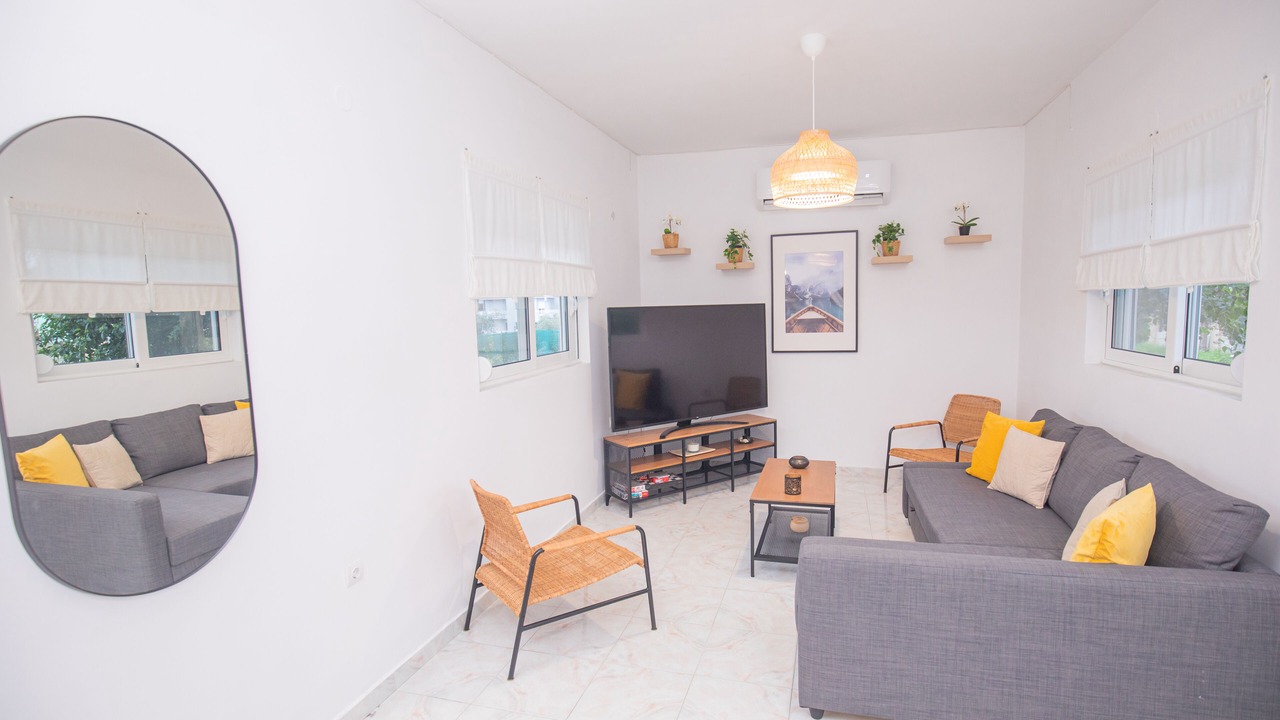 Photo of Livingroom in Asgourou