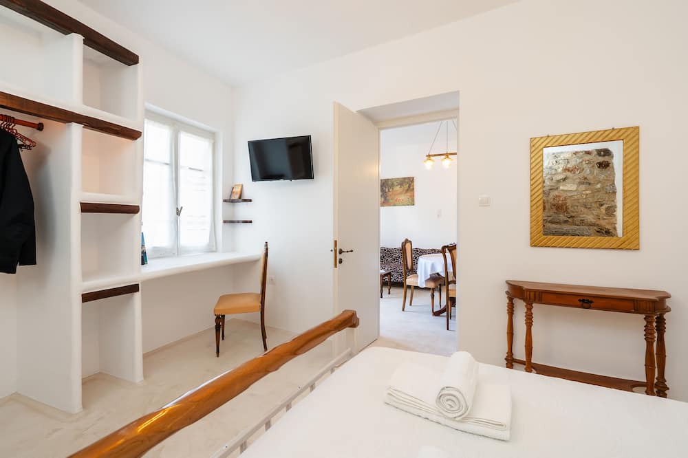 Photo of Bedroom in Filoti