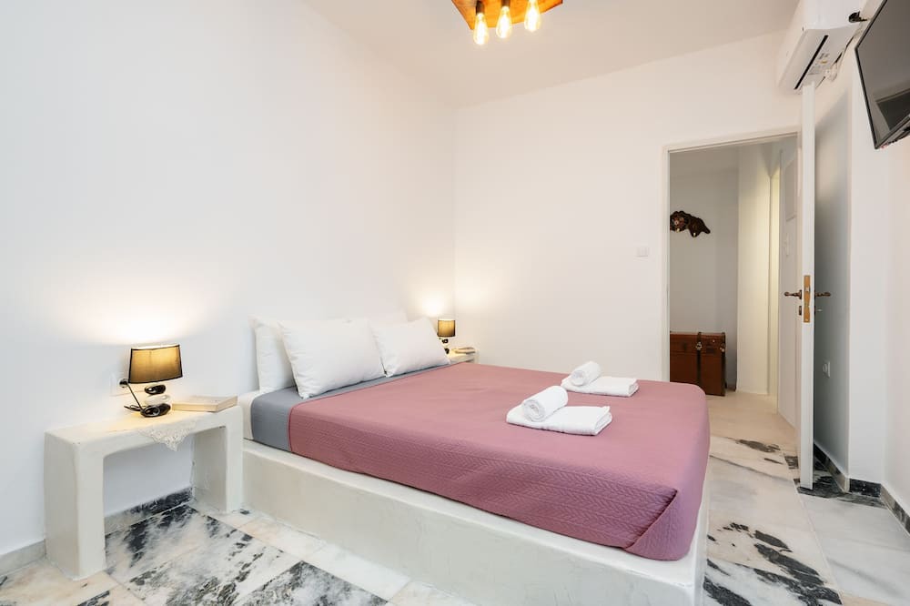 Photo of Bedroom in Filoti