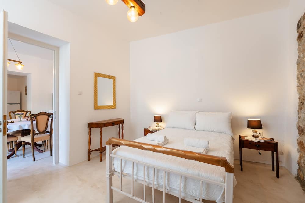 Photo of Bedroom in Filoti