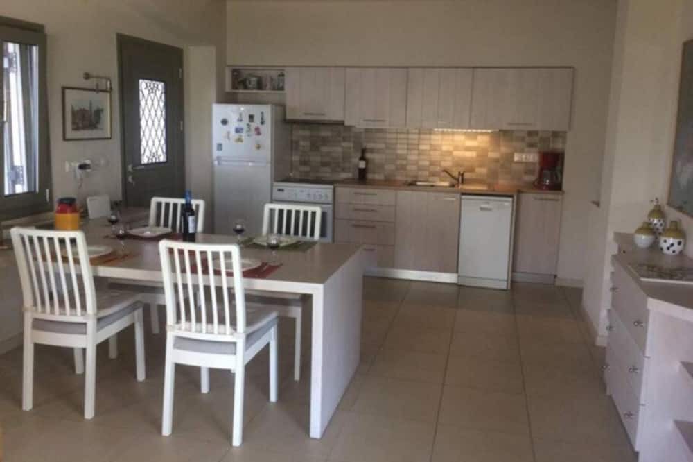 Photo of Kitchen in Katsarou