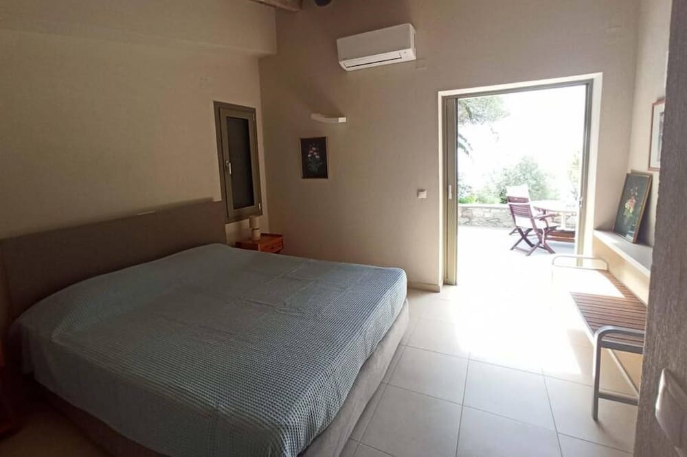 Photo of Bedroom in Katsarou