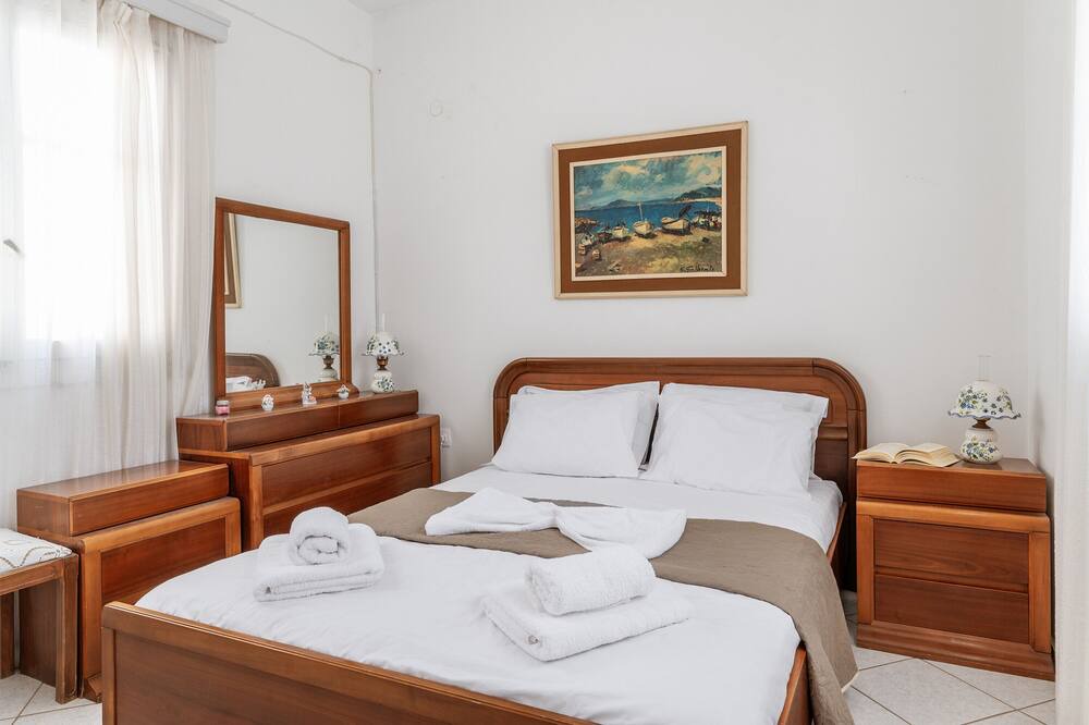 Photo of Bedroom in Panormos