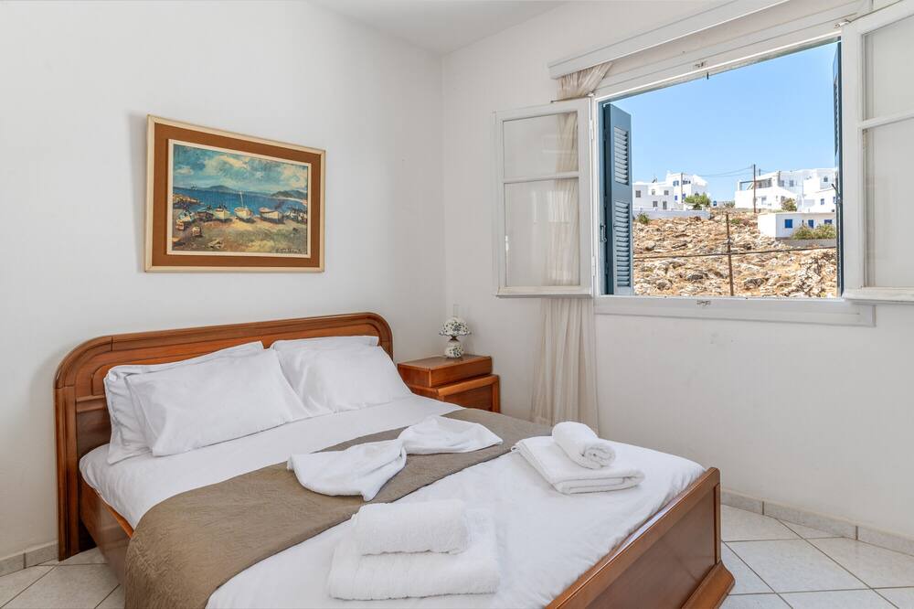Photo of Bedroom in Panormos
