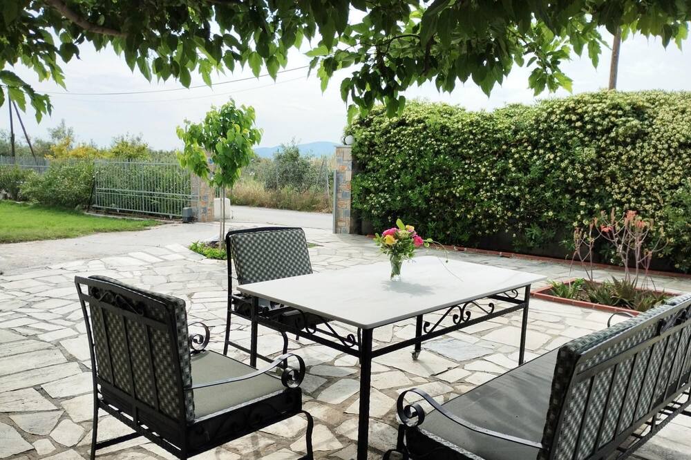 Photo of Outdoor in Artemida