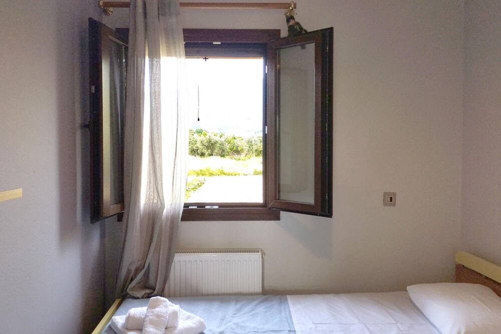 Photo of Bedroom in Artemida