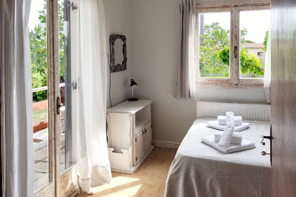Photo of Bedroom in Artemida