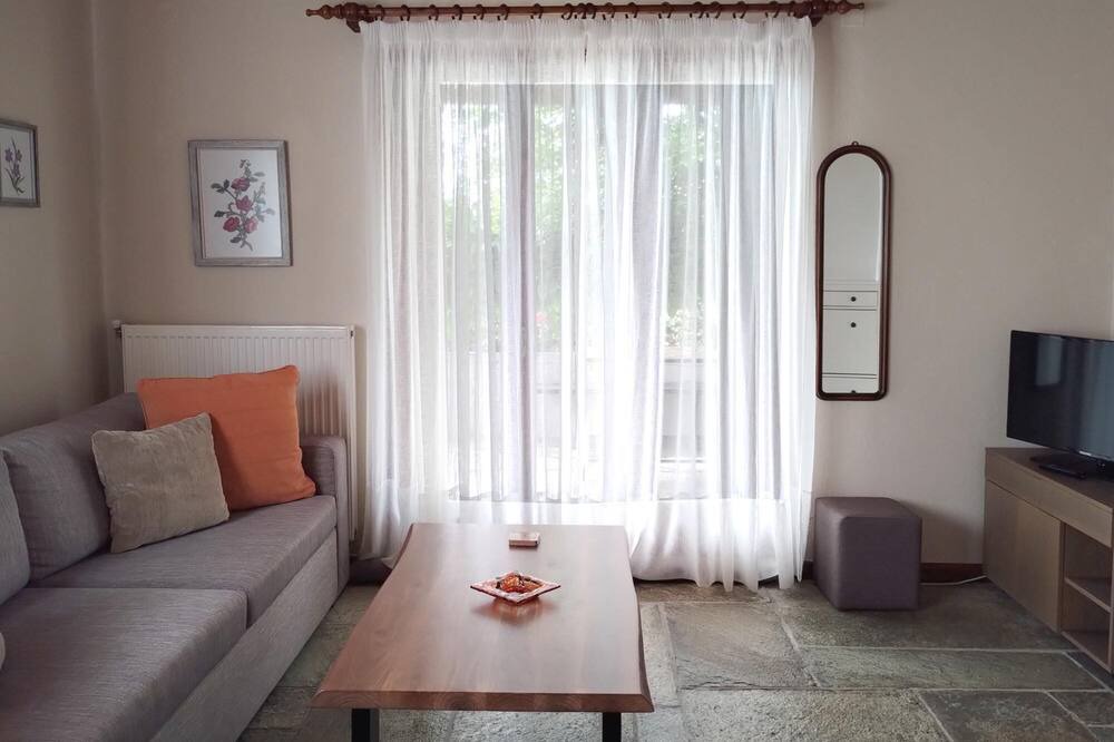 Photo of Livingroom in Artemida