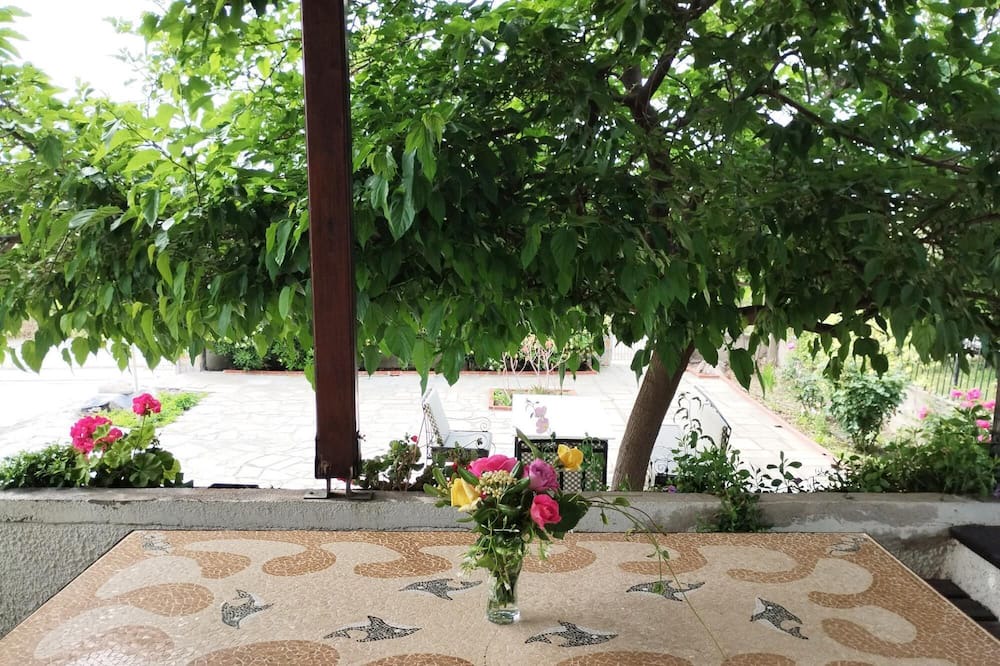 Photo of Outdoor in Artemida